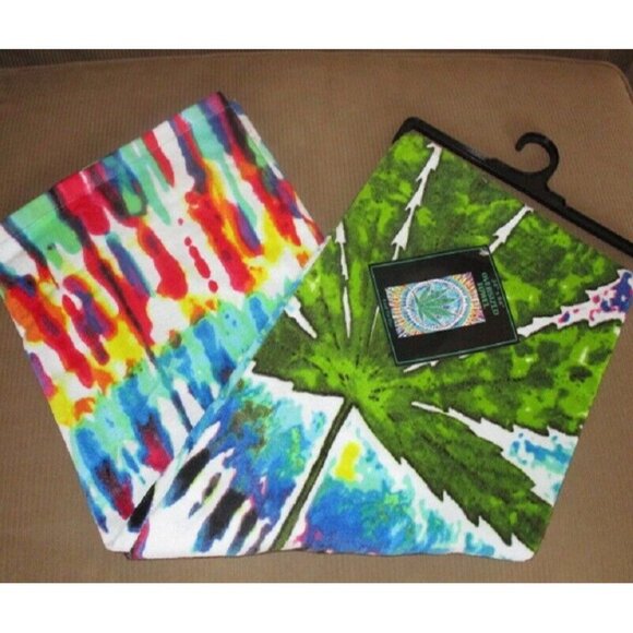 30x60 in Pot Leaf Tie Dye New Bath Beach Pool Gift Towel Marijuana Smoke Weed - Picture 2 of 2